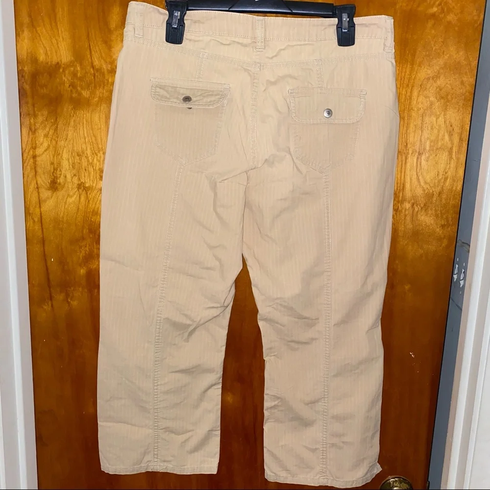 AUTHENTIC JEANSWEAR HIPSTER Junior Capris size 9. Tan - Picture 5 of 5